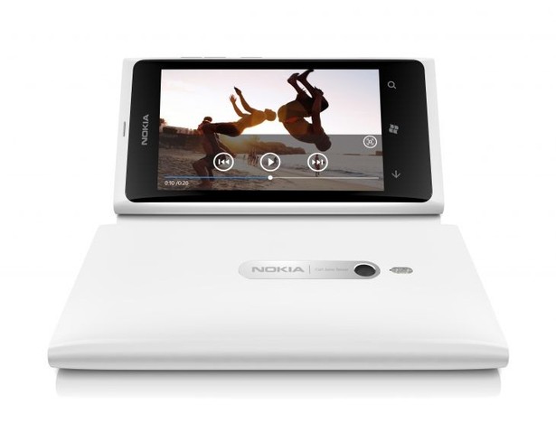 Nokia Lumia 8000 de color blanco